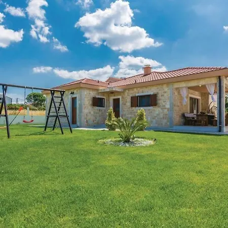 Lux Stone House With Pool, Jacuzzi, Sauna Near Feriehus Vrsi