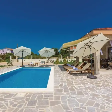 Lux Stone House With Pool, Jacuzzi, Sauna Near