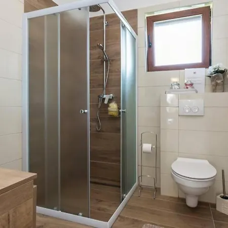 Lux Stone House With Pool, Jacuzzi, Sauna Near *