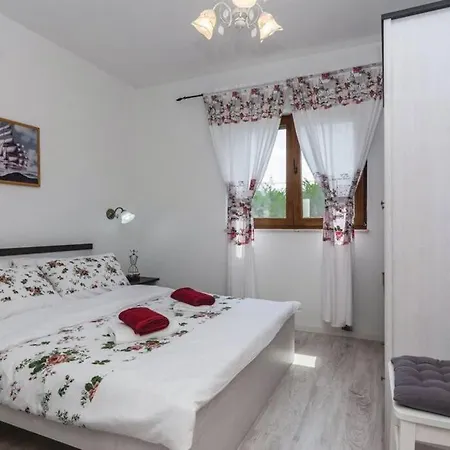 Lux Stone House With Pool, Jacuzzi, Sauna Near Σπίτι διακοπών *
