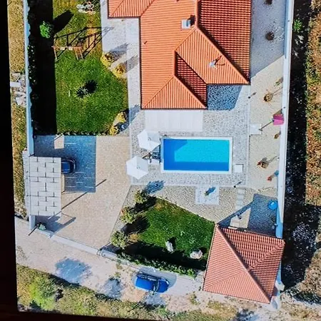 Lux Stone House With Pool, Jacuzzi, Sauna Near Σπίτι διακοπών
